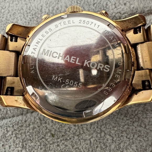 Michael Kors Runway Gold-Tone Watch - Picture 4 of 6